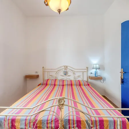 Appartement 2 *
